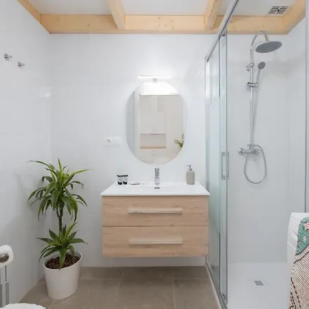 C50 Stylish Loft Close To The Sea *
