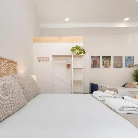 Apartment C50 Stylish Loft Close To The Sea