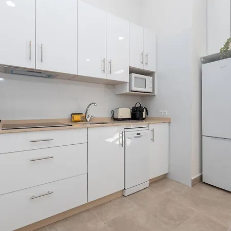 Apartment C50 Stylish Loft Close To The Sea *